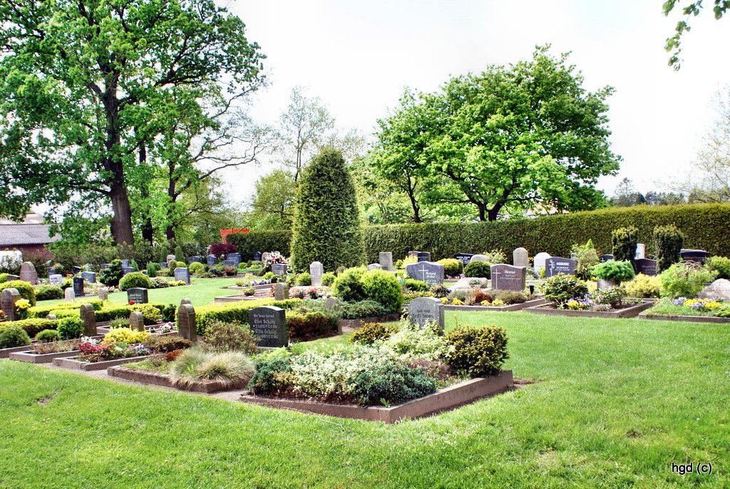 Baptistischer Friedhof am Bethaus in Felde